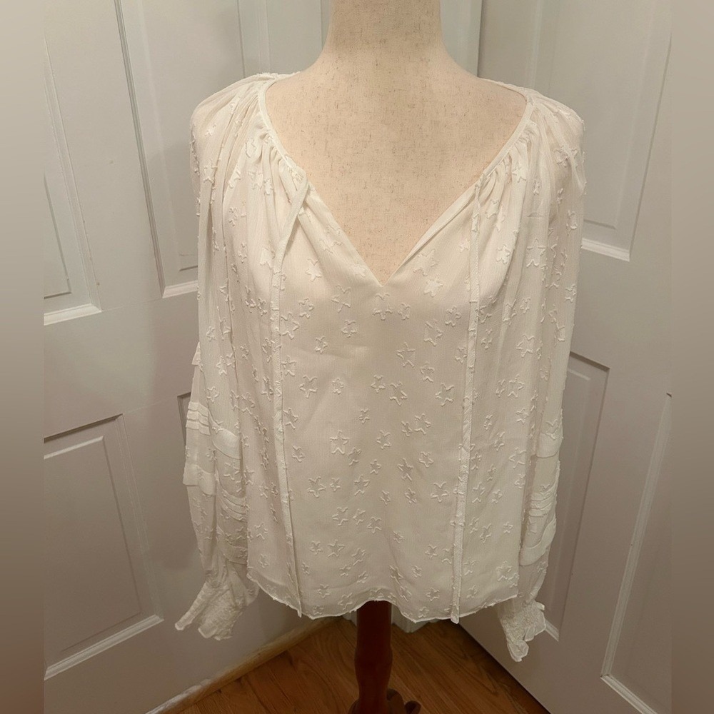 RAMY BROOK NWT Blouse White Star Womens S Peasant Boho V-Neck Long‎ Sleeve